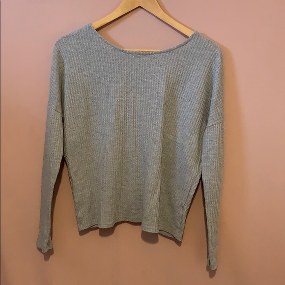 GRAY RIBBED ‘Dee Elly’ TOP!! - Picture 4 of 6